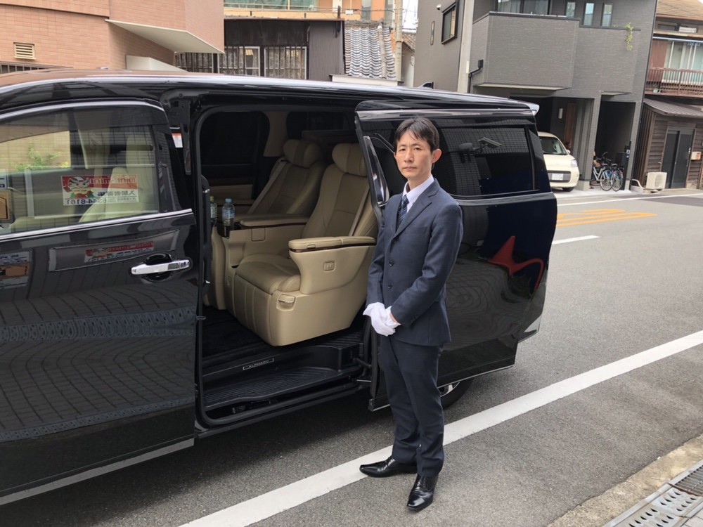 https://pb15fv.media.saiyo-job.jp/contents/data/e17f5dc9-319f-447c-b4ae-8004de521a02
